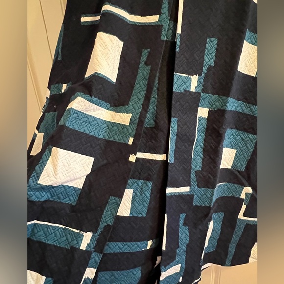 Women’s Banana Republic High Waisted Geometric Midi Skirt, Size 6 - Picture 5 of 15